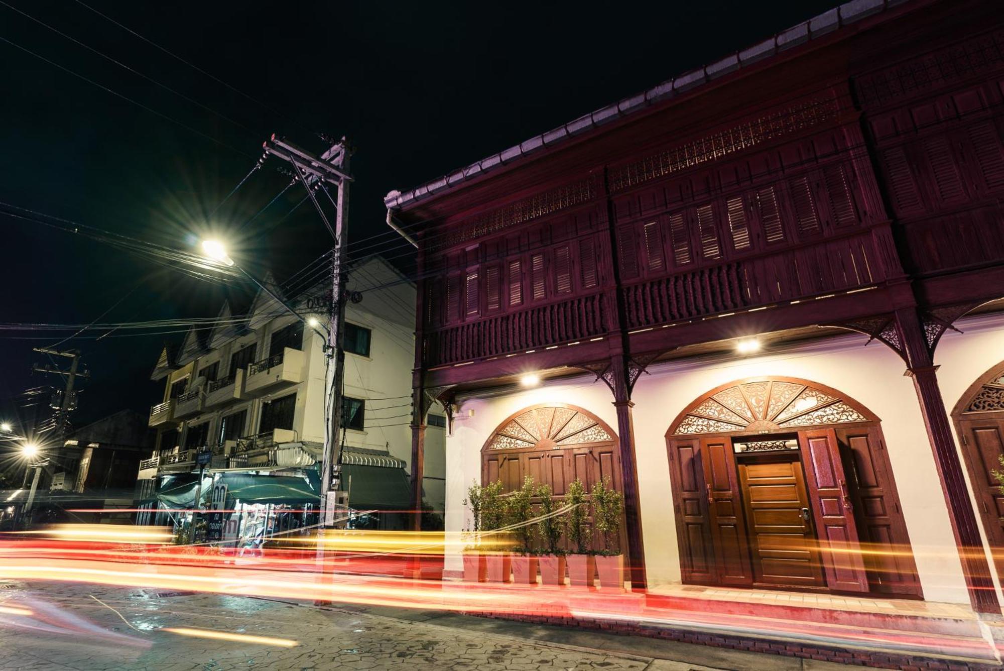 Fong Lee Cc Hotel Lampang Luaran gambar